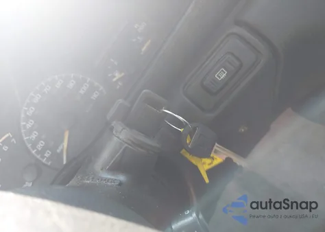 1994 Chevrolet Camaro из США, поврежденный, VIN 2G1FP22S6R2214320